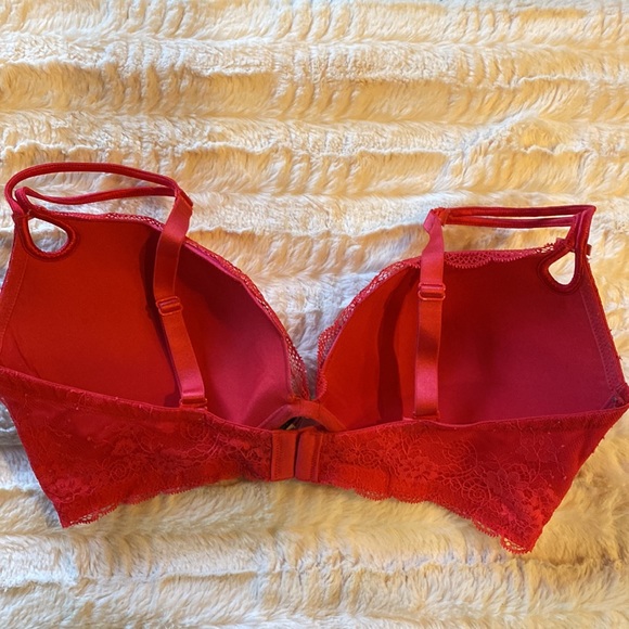 Victoria’s Secret Sexy Little Things Bra 36DD - Picture 2 of 3